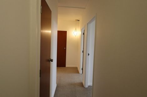 Photo of property in Hobson Court Flats, 87/70 Hobson Street, Thorndon, Wellington, 6011