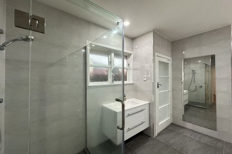 Photo of property in 17 Bleakhouse Road, Howick, Auckland, 2014