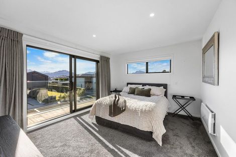 Photo of property in 53 Tenby Street, Wanaka, 9305