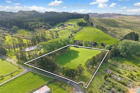 Photo of property in 713 Ararimu Valley Road, Helensville, 0882
