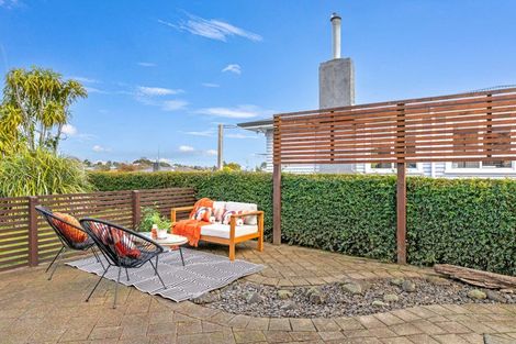 Photo of property in 32 Woodford Avenue, Brookfield, Tauranga, 3110