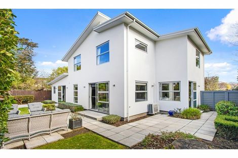 Photo of property in 12a Saint James Avenue, Papanui, Christchurch, 8053