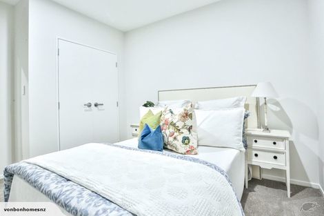 Photo of property in 52 Schoolside Road, Kumeu, 0810