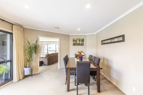 Photo of property in 24 Brooklyn Heights Drive, Kelvin Grove, Palmerston North, 4414