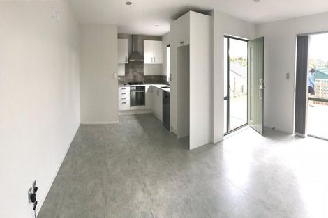 Photo of property in 21 Oaktree Avenue, Browns Bay, Auckland, 0630