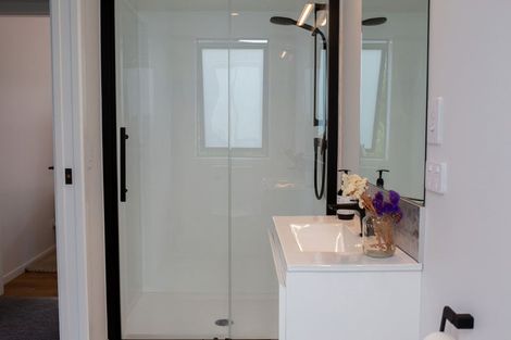 Photo of property in 35 Paetawa Road, Peka Peka, Waikanae, 5391