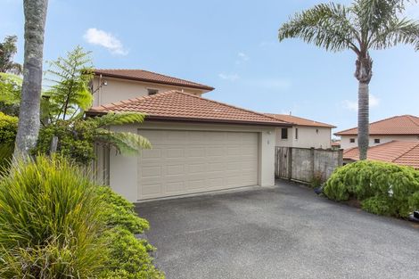 Photo of property in 6/126 Whangaparaoa Road, Red Beach, 0932