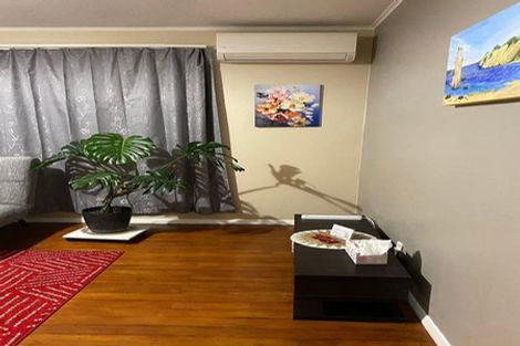 Photo of property in 24 Palmer Crescent, Silverstream, Upper Hutt, 5019