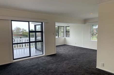 Photo of property in 3 Bleakhouse Road, Howick, Auckland, 2014