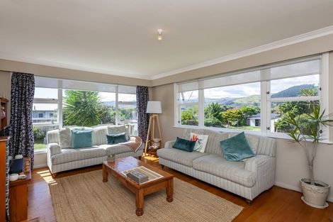 Photo of property in 4 Clarkes Crescent, Paekakariki, 5034