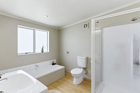 Photo of property in 47a Mazengarb Road, Paraparaumu Beach, Paraparaumu, 5032