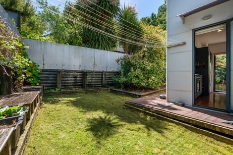 Photo of property in 2/701 Great North Road, Grey Lynn, Auckland, 1021