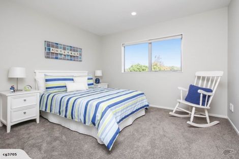 Photo of property in 2 Bahari Drive, Ranui, Auckland, 0612