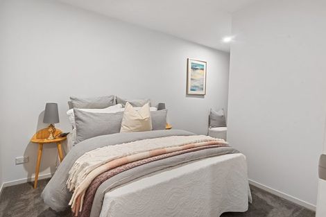 Photo of property in 2c Fowler Street, Northcote, Auckland, 0627