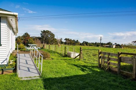 Photo of property in 36 Waiau Road, Onaero, Waitara, 4383