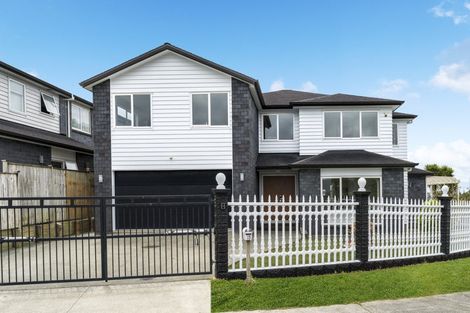 Photo of property in 79 San Valentino Drive, Henderson, Auckland, 0612