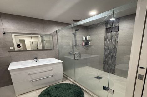 Photo of property in 35 Riverglade Parkway, Te Atatu South, Auckland, 0610