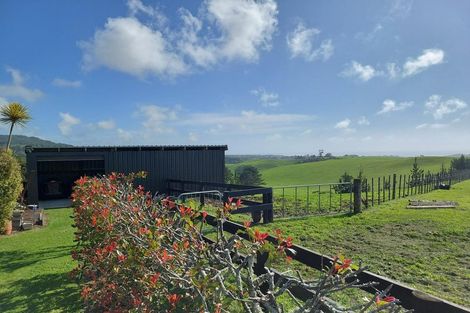Photo of property in 236 Koru Road, Omata, New Plymouth, 4374
