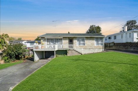Photo of property in 1/17 Boundary Road, Opaheke, Papakura, 2113
