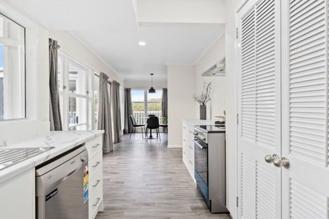 Photo of property in 33 Roosevelt Road, Western Heights, Rotorua, 3015