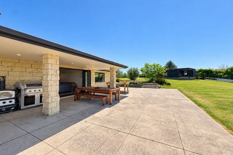 Photo of property in 48 Travers Road, Te Kauwhata, 3782