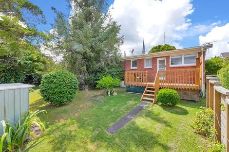 Photo of property in 1/8 Westward Ho, Glen Eden, Auckland, 0602