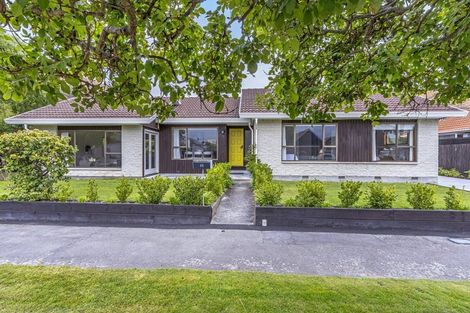 Photo of property in 44 Arnold Street, Sumner, Christchurch, 8081