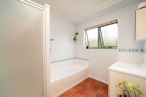 Photo of property in 25 Poike Road, Hairini, Tauranga, 3112