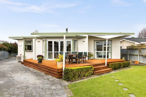 Photo of property in 6 Laurent Place, Greenmeadows, Napier, 4112