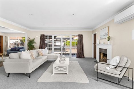 Photo of property in 37 Ngarimu Crescent, Taradale, Napier, 4112