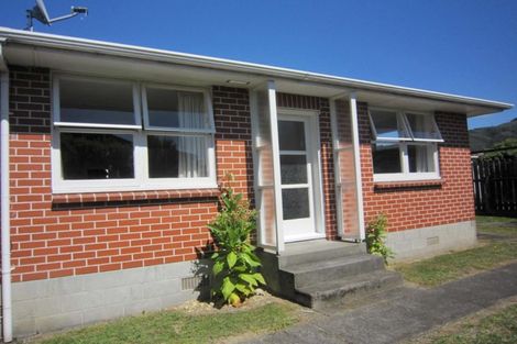Photo of property in 2/264a Fergusson Drive, Heretaunga, Upper Hutt, 5018