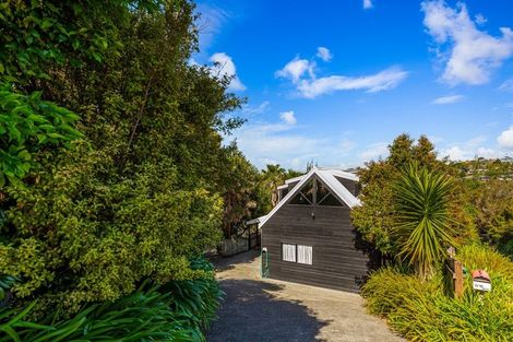 Photo of property in 1/20 Reynolds Place, Torbay, Auckland, 0630