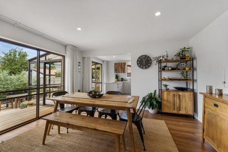 Photo of property in 6 Montclare Avenue, Ilam, Christchurch, 8041