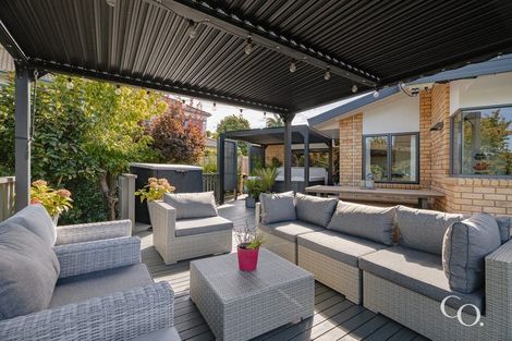 Photo of property in 47 Homestead Place, Welcome Bay, Tauranga, 3112