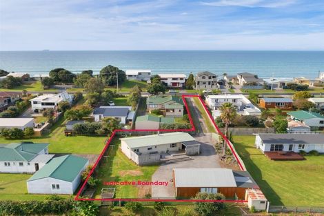 Photo of property in 254 Pukehina Parade, Pukehina, Te Puke, 3189