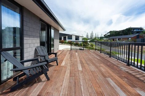 Photo of property in 10 Sandpiper Lane, Mangawhai Heads, Mangawhai, 0505