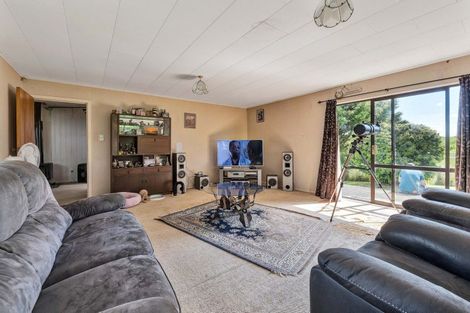 Photo of property in 19 Standish Road, Toko, Stratford, 4392