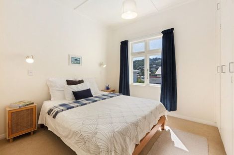 Photo of property in 81 Eden Street, Island Bay, Wellington, 6023