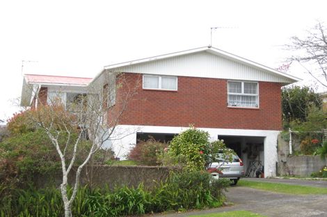 Photo of property in 11 Carlton Terrace, Westown, New Plymouth, 4310