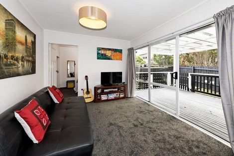 Photo of property in 4/54 View Road, Henderson, Auckland, 0612