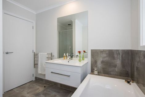 Photo of property in 2 Mural Drive, Katikati, 3129