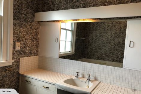 Photo of property in 112 Park Terrace, Christchurch Central, Christchurch, 8013