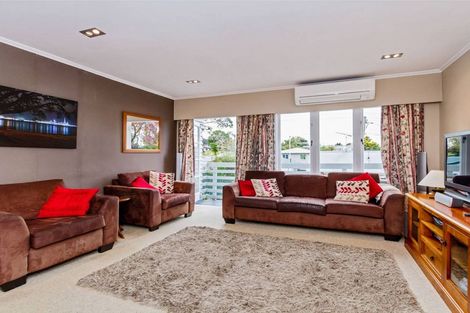 Photo of property in 13 Tahi Terrace, Glen Eden, Auckland, 0602