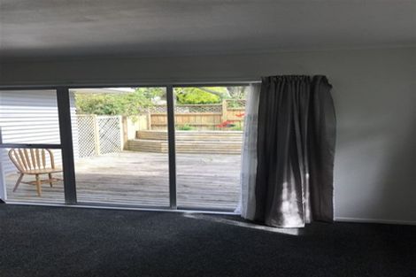 Photo of property in 72 Hillcrest Road, Papatoetoe, Auckland, 2025