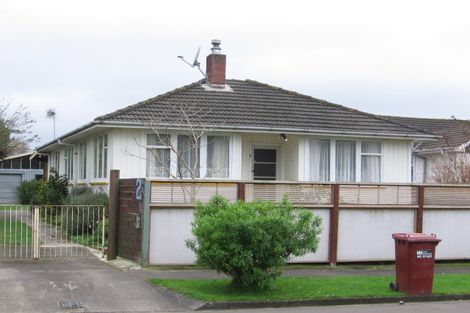 Photo of property in 2 Heath Place, Awapuni, Palmerston North, 4412