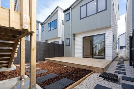 Photo of property in 32 Whare Kauri Road, Papakura, 2110