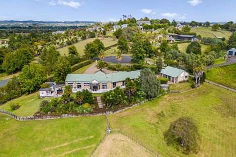 Photo of property in 46 Broadwood Rise, Kumeu, 0892