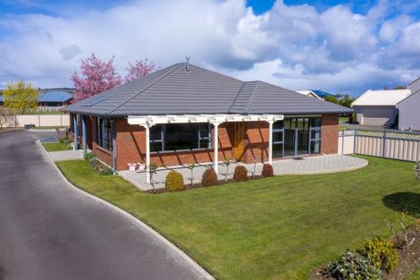 Photo of property in 7 Lawson Burrows Crescent, Te Anau, 9600