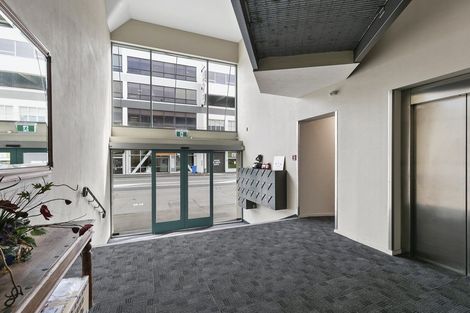 Photo of property in Metro Apartments, 20/220 Thorndon Quay, Pipitea, Wellington, 6011