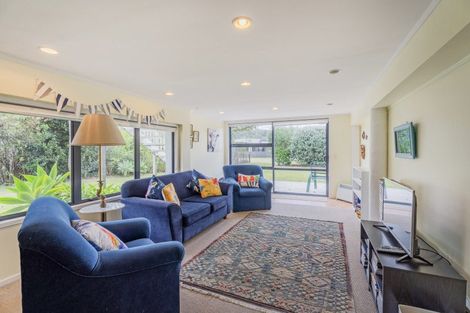 Photo of property in 55 Oyster Drive, Cooks Beach, Whitianga, 3591